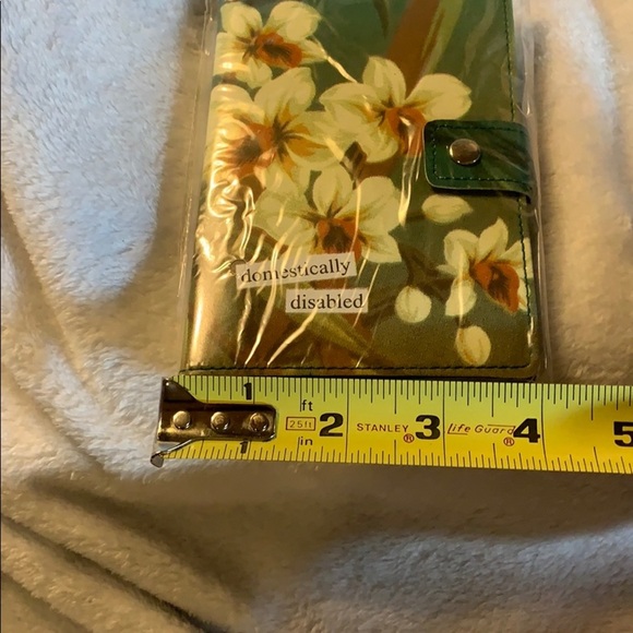 Anne Taintor notebook cover“domestically disabled” - Picture 3 of 3